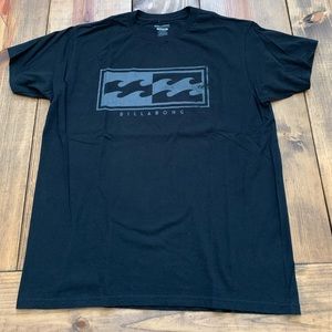 Men’s Billabong T-shirt 2/$15